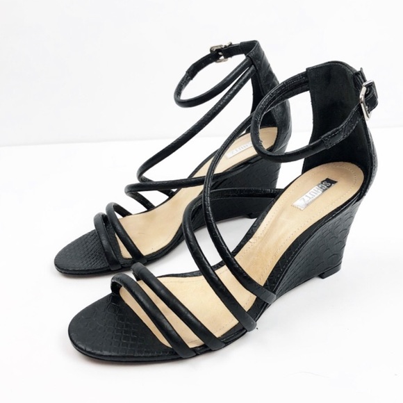 SCHUTZ Shoes - SCHUTZ Black Snakeskin Strappy Wedges Heels
